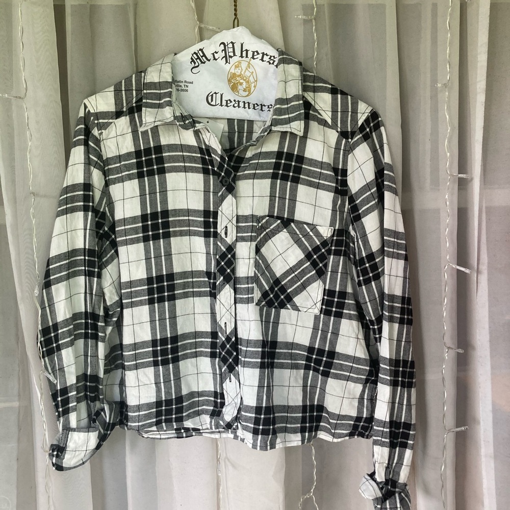 Girls checkered lightweight flannel